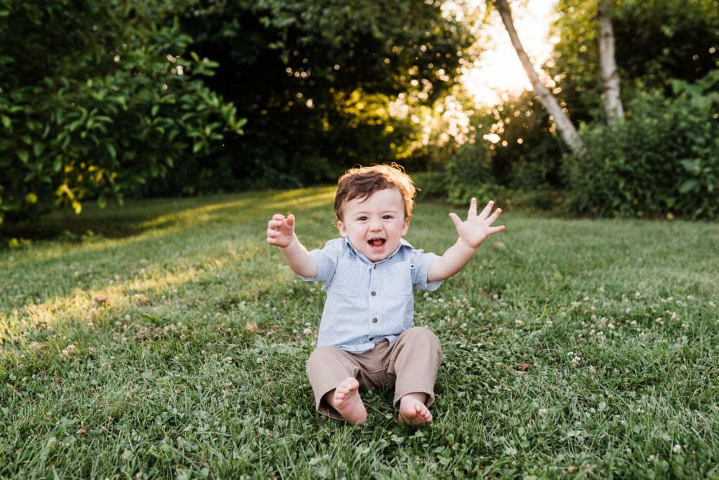 10 Tips to Take Amazing Photos of Your Kids! by Renee Ash Photography  Sussex County New Jersey First Birthday Photographer