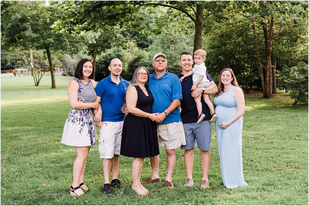 Extended family pictures  shot by Renee Ash Photography in Sparta NJ,  Sussex County NJ family Photographer