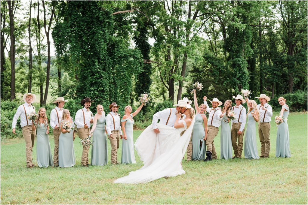 sussex county farm
Wedding party photo, guys with cowboy hats, suspenders and khaki jeans, girls wearing birdy grey gowns in sage.