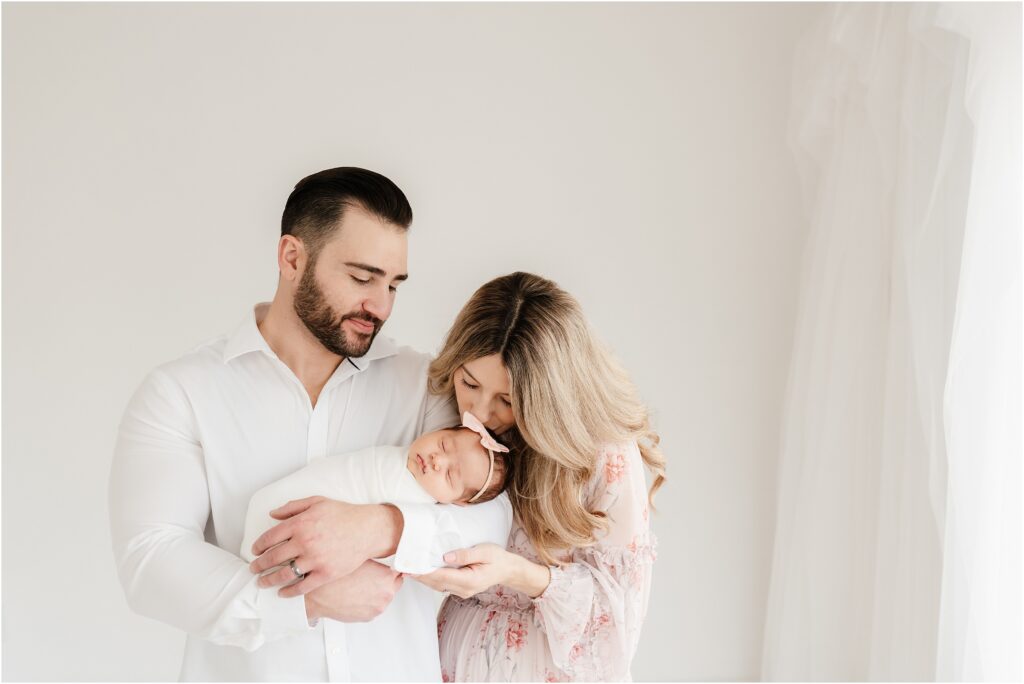 Sparta NJ baby Photographer. Minimal baby photography in New Jersey 