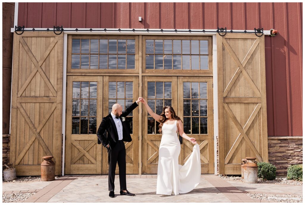 bride and groom photos at The Barn at Villa Venezia Goshen NY wedding photographer