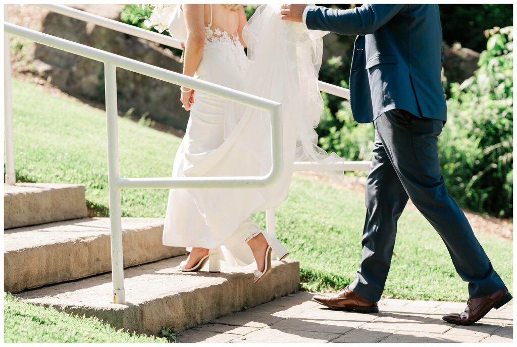 Mountain Creek Red Tail Lodge Summer Wedding by Renee Ash photography