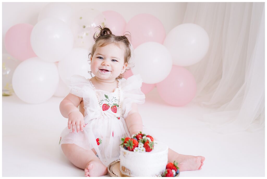 Berry first birthday studio photo shoot sussex county NJ photographer 