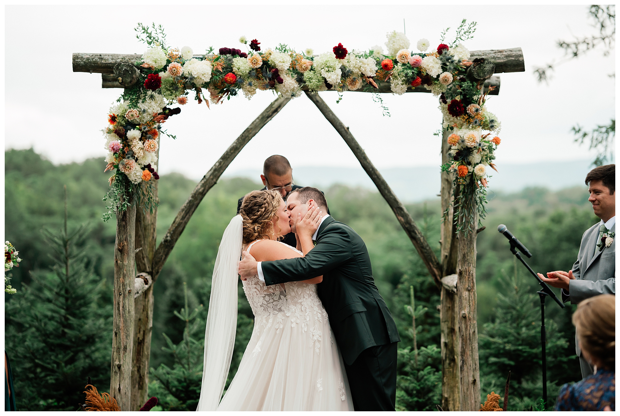 Hudson Vallery Wedding Photographer - Renee Ash Photography at Emmerich Tree Farm Warwick NY