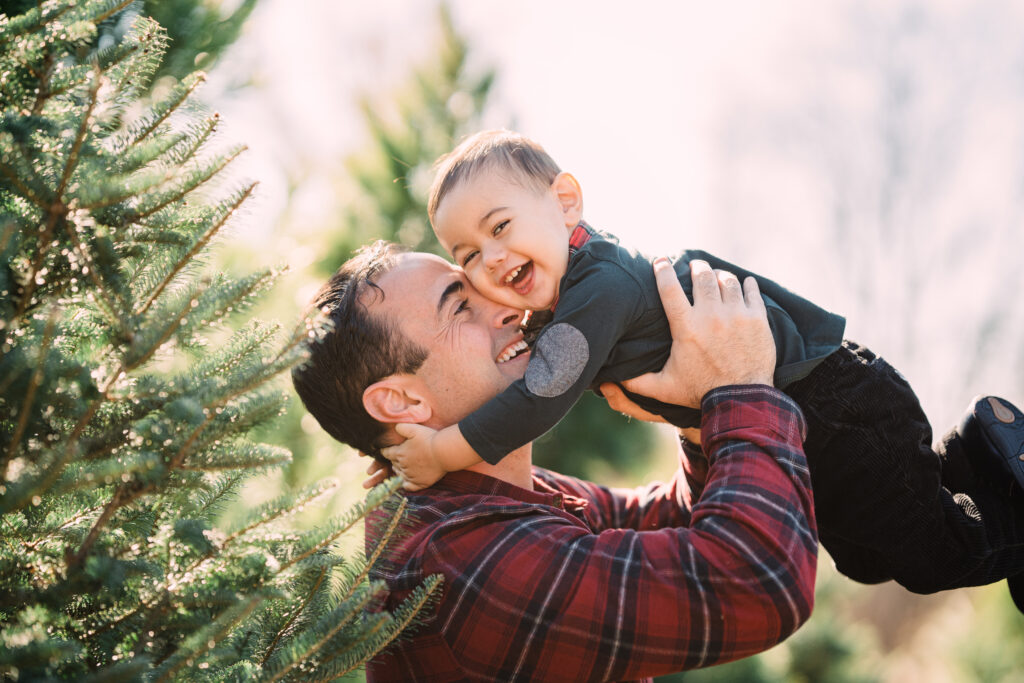 2025 Christmas Tree Farm Mini Sessions at Emmerich Tree Farm Warwick NY 