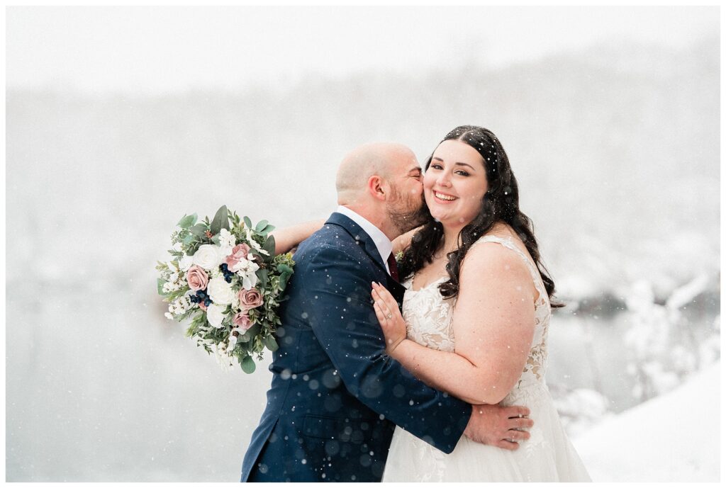 Rock Island Lake Club Winter Wedding Photographer