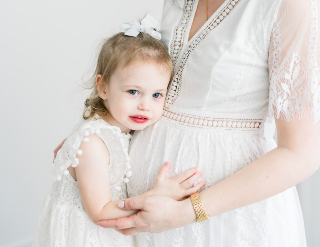 Maternity session with a big sibling. NJ Studio pregnancy photo session in sparta nj with renee ash photography