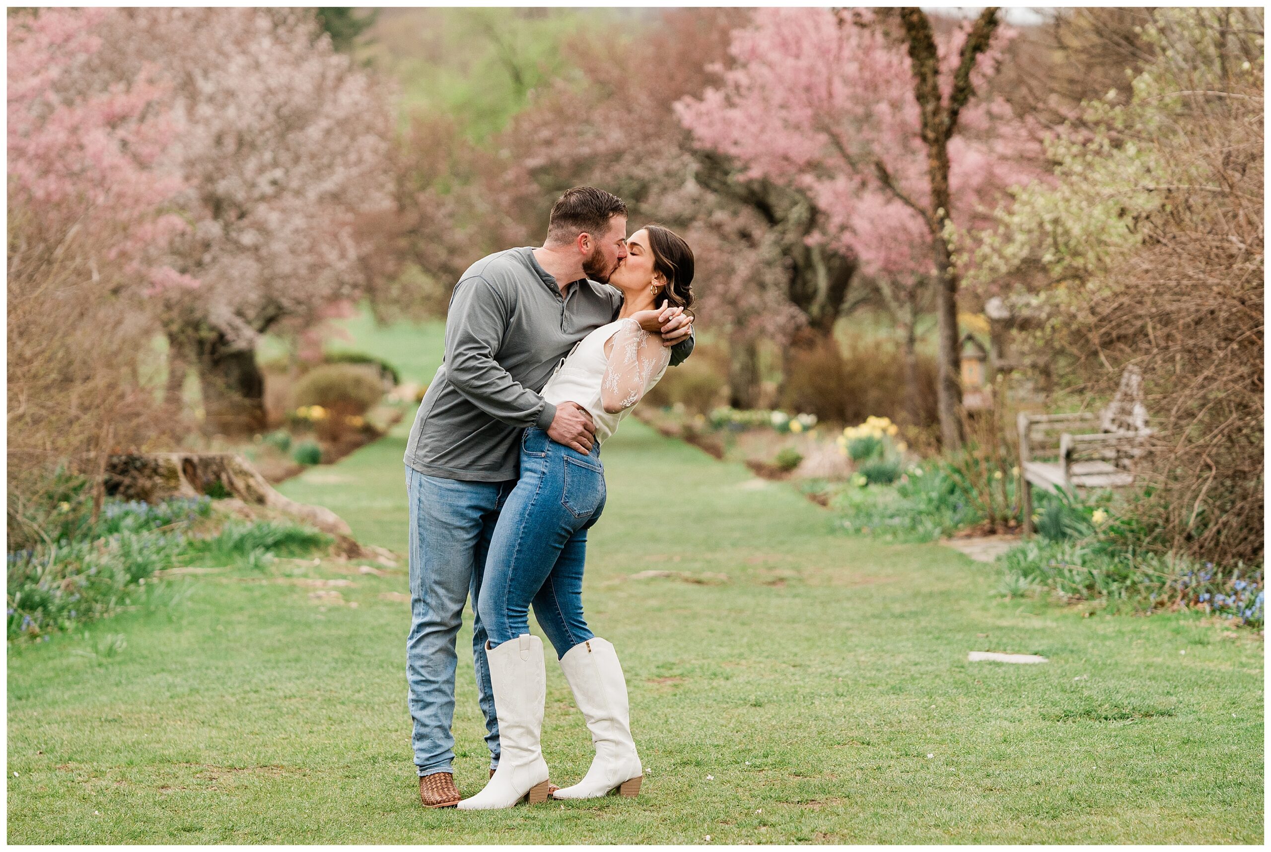 A dreamy spring engagement session at Skylands Manor Botanical Gardens by Renee Ash Photography. Learn why this stunning North Jersey estate is the perfect engagement photo location near Sussex County.