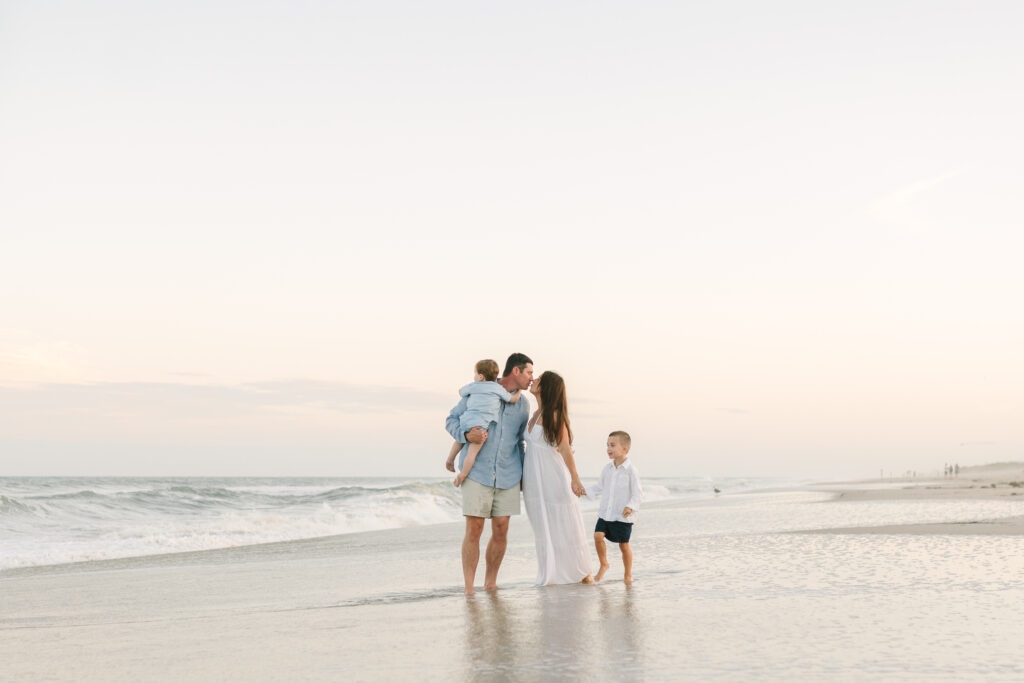LBI beach family photographer at the new jersey shore. Family and engagement pictures at the NJ Shore, Beach haven, barnegat, Holgate, surf city, sea bright.
