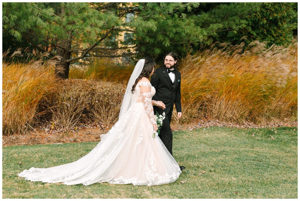 Red Tail Lodge Wedding at Mountain Creek in Late November