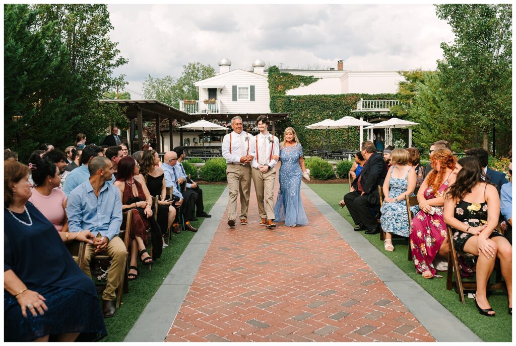David's Country Inn wedding photographer. NJ Garden Wedding Ceremony Venue Renee Ash Photography