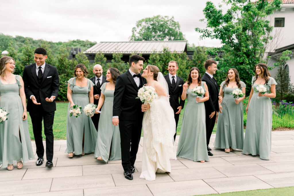 How to Choose a Wedding Photographer: Affordable Wedding Venue in North NJ perona Farms by North NJ wedding photographer Renee Ash Photography