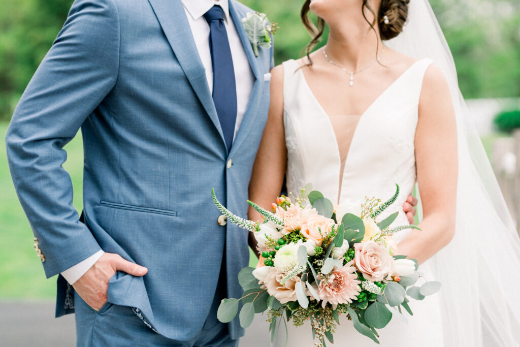 How to Choose a Wedding Photographer: Skyview wedding bride and groom summer wedding in sparta NJ How to find the right wedding photographer for you in North New Jersey and sussex County NJ. Renee Ash Photography