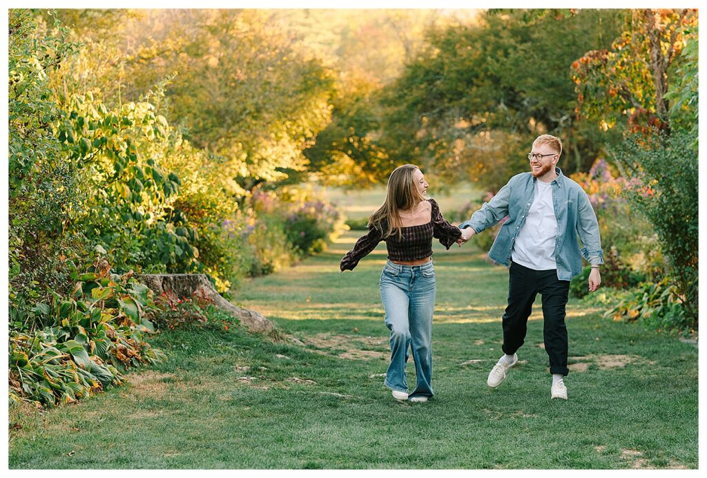 Fun and easy engagement photo session at Skylands Manor featuring natural candid moments, sunset light, gardens, and beautiful open fields in NJ.