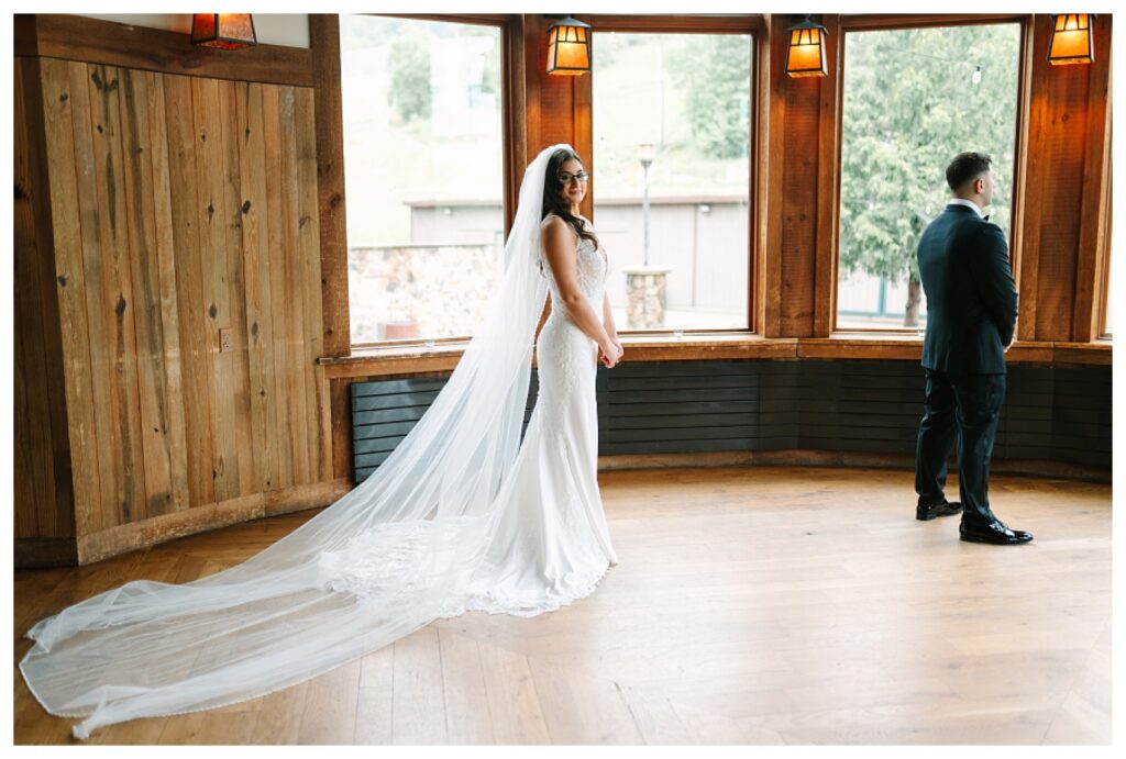 First look indoors at the red Tail Lodge : Wedding at Mountain Creek Resort Venue Photographer Renee Ash Photography