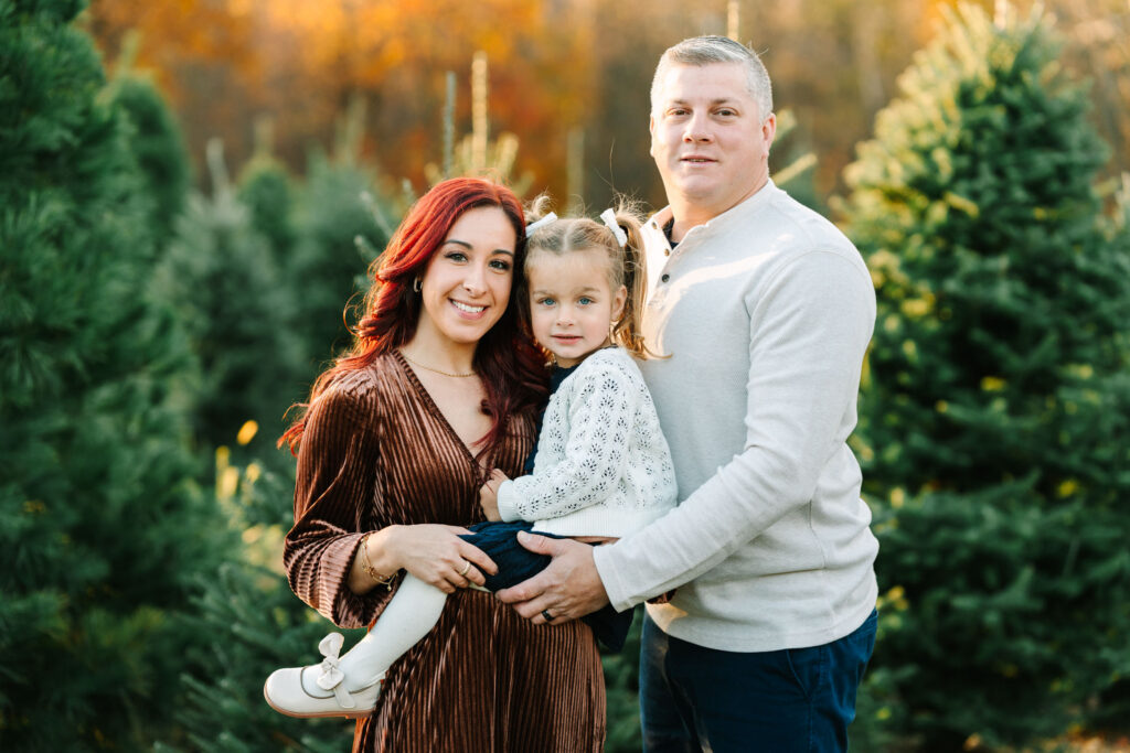 new york and new jersey christmas tree farm mini photo session at emmerich tree farm warwick new york
